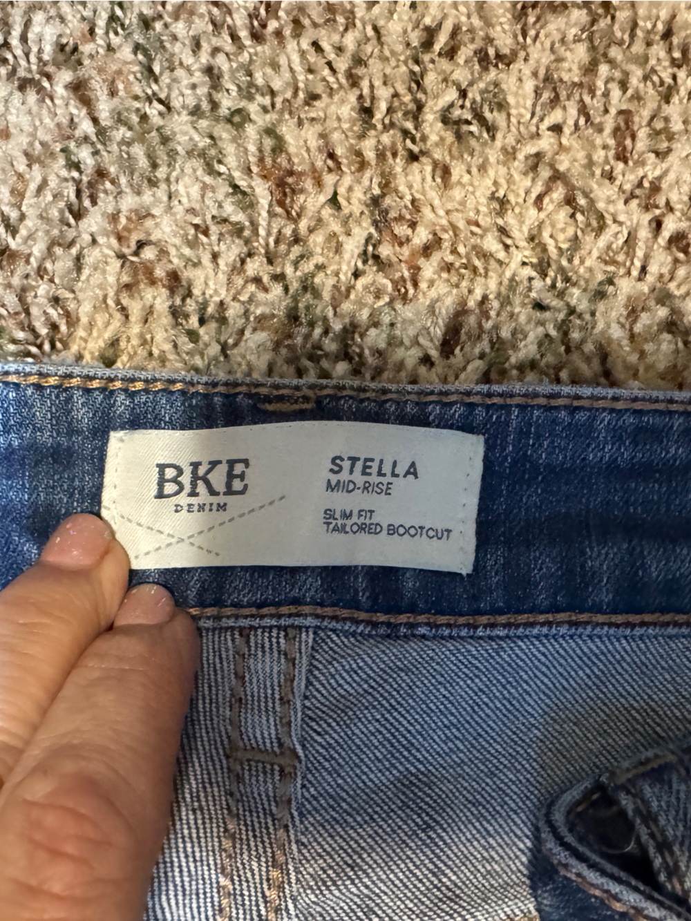 BKE Women’s Stella Slim Boot Cut Jeans in Medium Blue Wash 30/ 31 1/2 - Picture 4 of 5